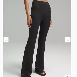 Groove Super-High-Rise Flared Pant Nulu Regular - Size 16